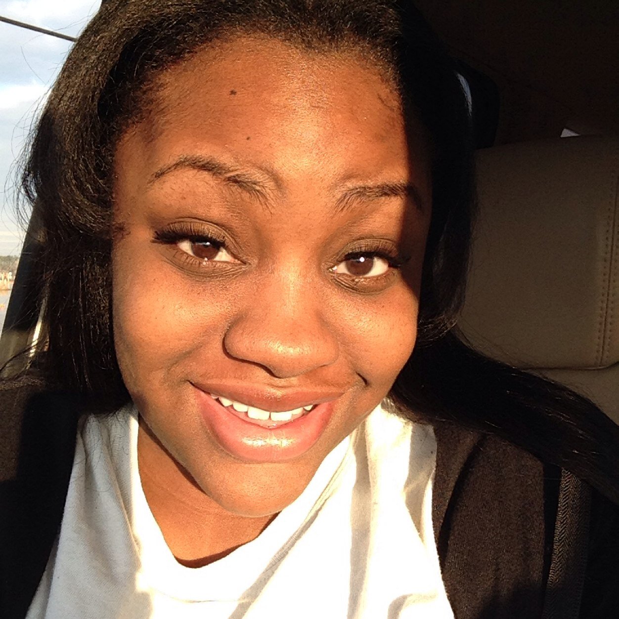 Smart girl, bright future, Lover & a fighter ! XoXO , Where my happiness comes from(:@Watchout_33 :) 3 Follow my IG: @lovemina *