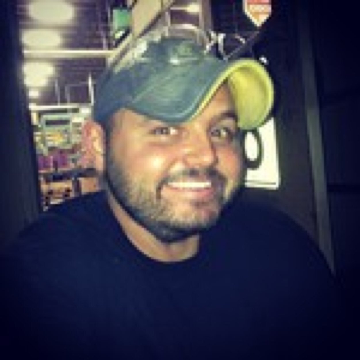 Mikeydart's profile picture. 