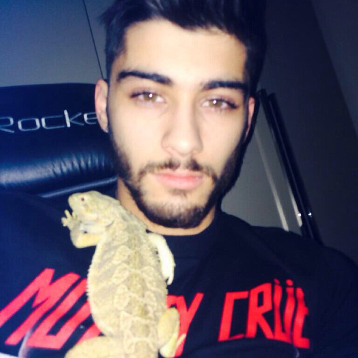 ZaynMalikCU's profile picture. You don't mess with the ZEN. 21 #CU Roleplay Account. I'm not @zaynmalik.