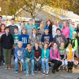 we love....
School
Friends
Muziek
Coolheid
YOLOOOOOOO:)