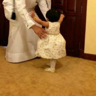 مزاجيهہ• أحب العفويھ بكل شيء.. أحب الهدوء فهو نصف مزاجيه.. أعشق قراءة الشعر.. ♡ˇ!