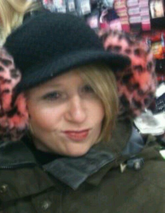 lsaiah:61, is beautiful. i have 3 crazy kids, married to mark. waiting patiently for the greatest move of god.loving cadburys whole nut and diet coke x