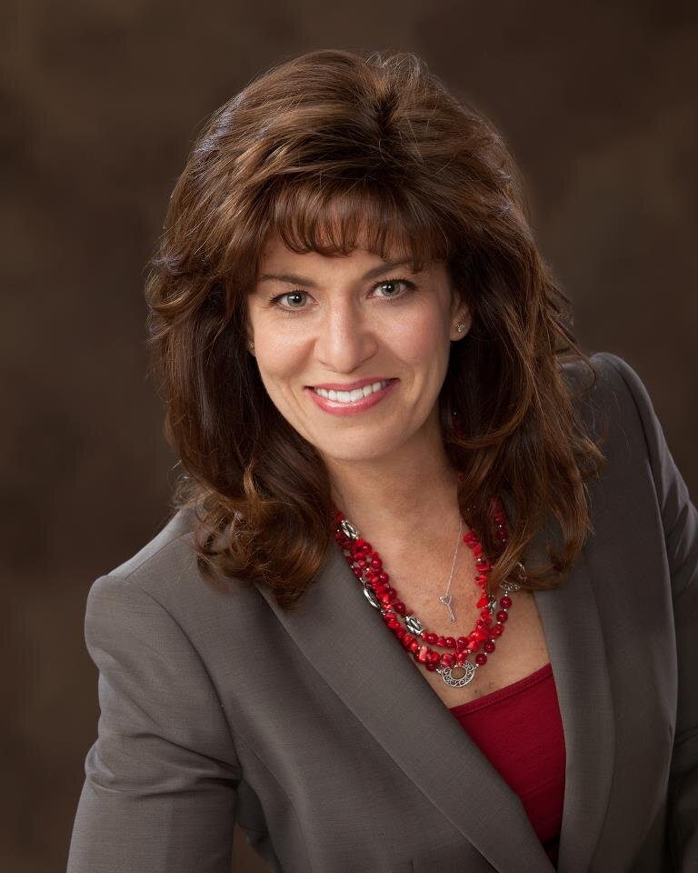Serving your real estate needs in the Southern New Jersey area. My experience will move you!