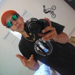 eu gosto de da uns rolé, aproveita a vida ! 
   porque ela é feita só pros vivo .