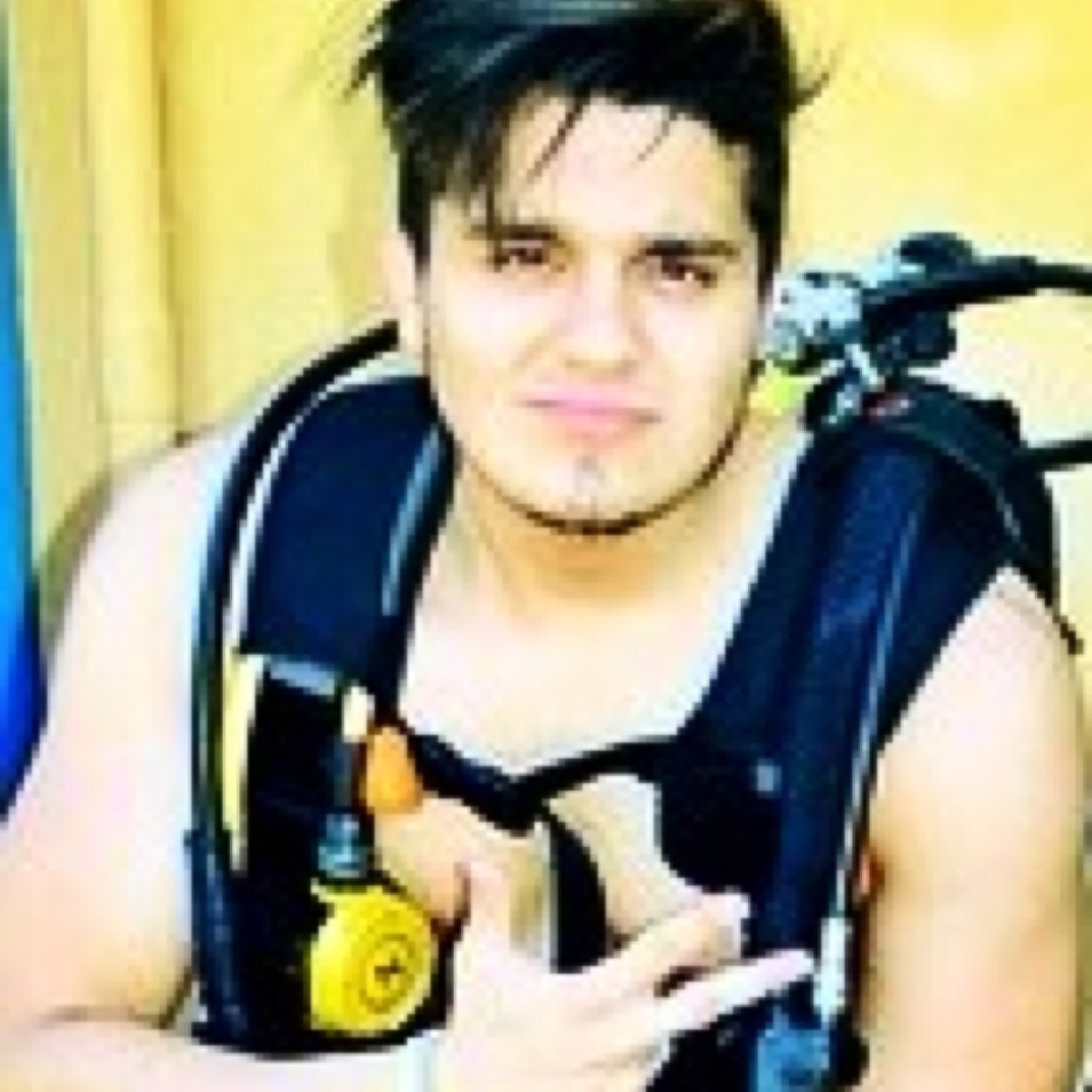 Não preciso mais fechar os olhos, imaginar você é só uma questão de respirar.(@luansantana)❥.Esperando o reconhecimento. Since 18/01/2012. (@luanaberto_)
