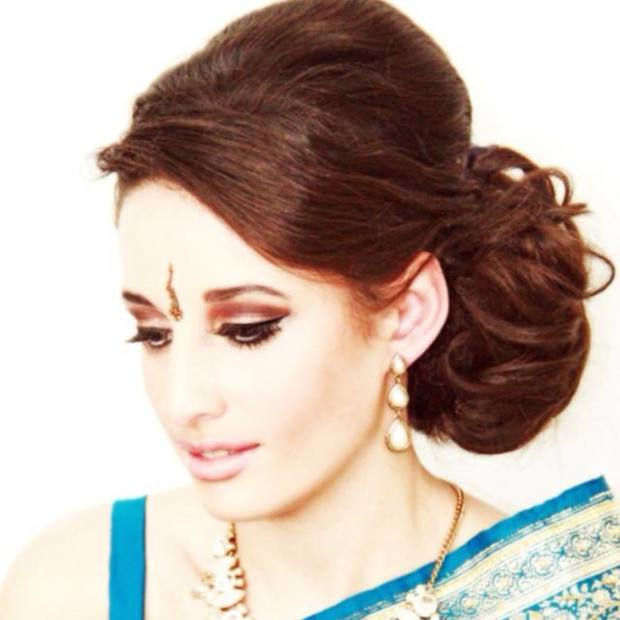 Fully Qualified Hair & Makeup Artist/Stylist