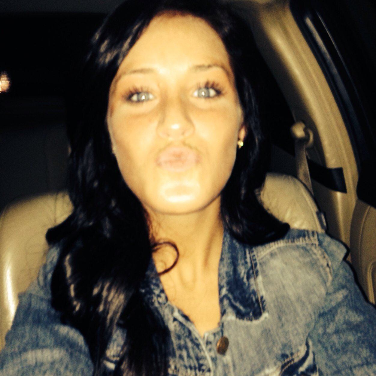 Courtney Evans (brycesbitch) Twitter