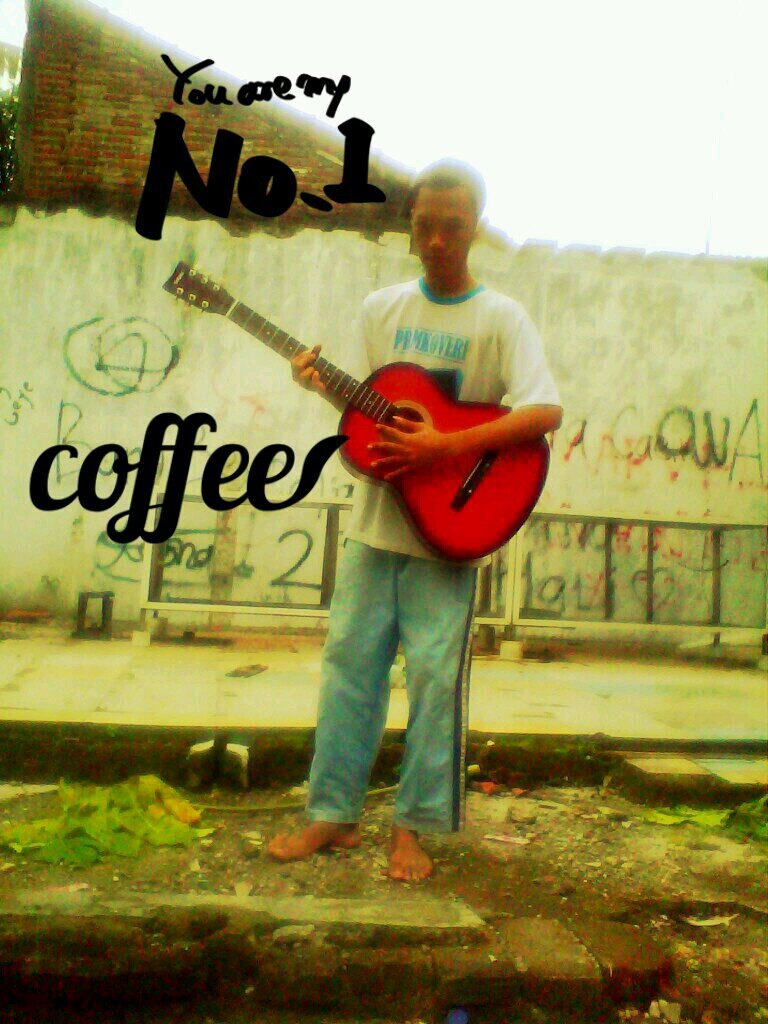 OgiSykes's profile picture. bbm 75cb4384 dan fb http://t.co/uwtE08AN0u