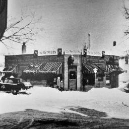 Eken Park's neighborhood tavern