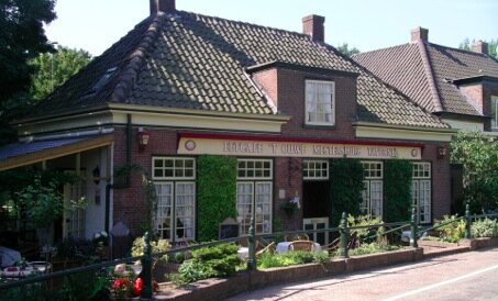 Cafe_De_Mop's profile picture. EETCAFE / CAFETARIA / BILJART / ZAAL / CATERING / PARTIJEN / VEEL GEZELLIGHEID 
http://t.co/KanOTzWV4E