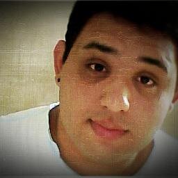 É necessário sempre acreditar que o sonho é possível, Que o céu é o limite e você truta é imbatível.