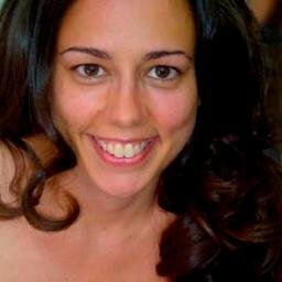 Buscadora nata de nuevos aprendizajes y aventuras. Acompaño a personas y equipos en la búsqueda y consecución de sus sueños lupesanchez@emergingcycle.com