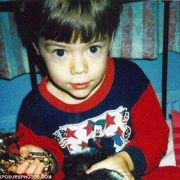 CarrotsZarry's profile picture. Five boys ruined my life. Especially the one with jet black hair ;) But I still love them unconditionally :) VERIFIED DIRECTIONER3 Insta: the_bunny_tomlinson