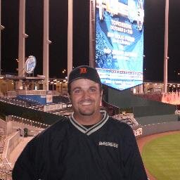 News reporter for The Independence (Mo.) Examiner, Ball State alum, Detroit Tigers fanatic, singer, northwest Ohio native, happily married