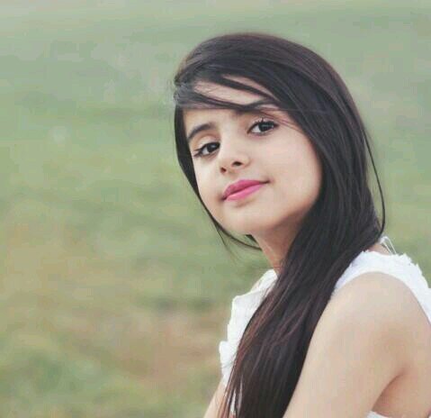 ‏‏يَ ربْ .. إكتبْ لِيْ الخيرْ حيثْ كآنْ ثٌمْ آرضنيَ بِه..