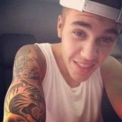 @justinbieber is my idol. He is my inspitarion and all my life.