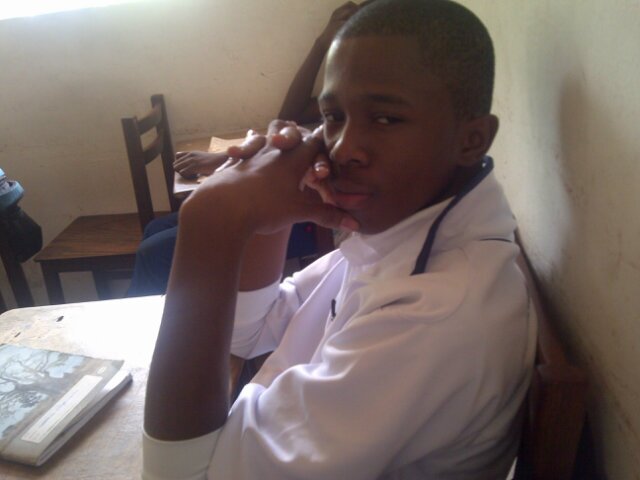 gabrilawe's profile picture. 