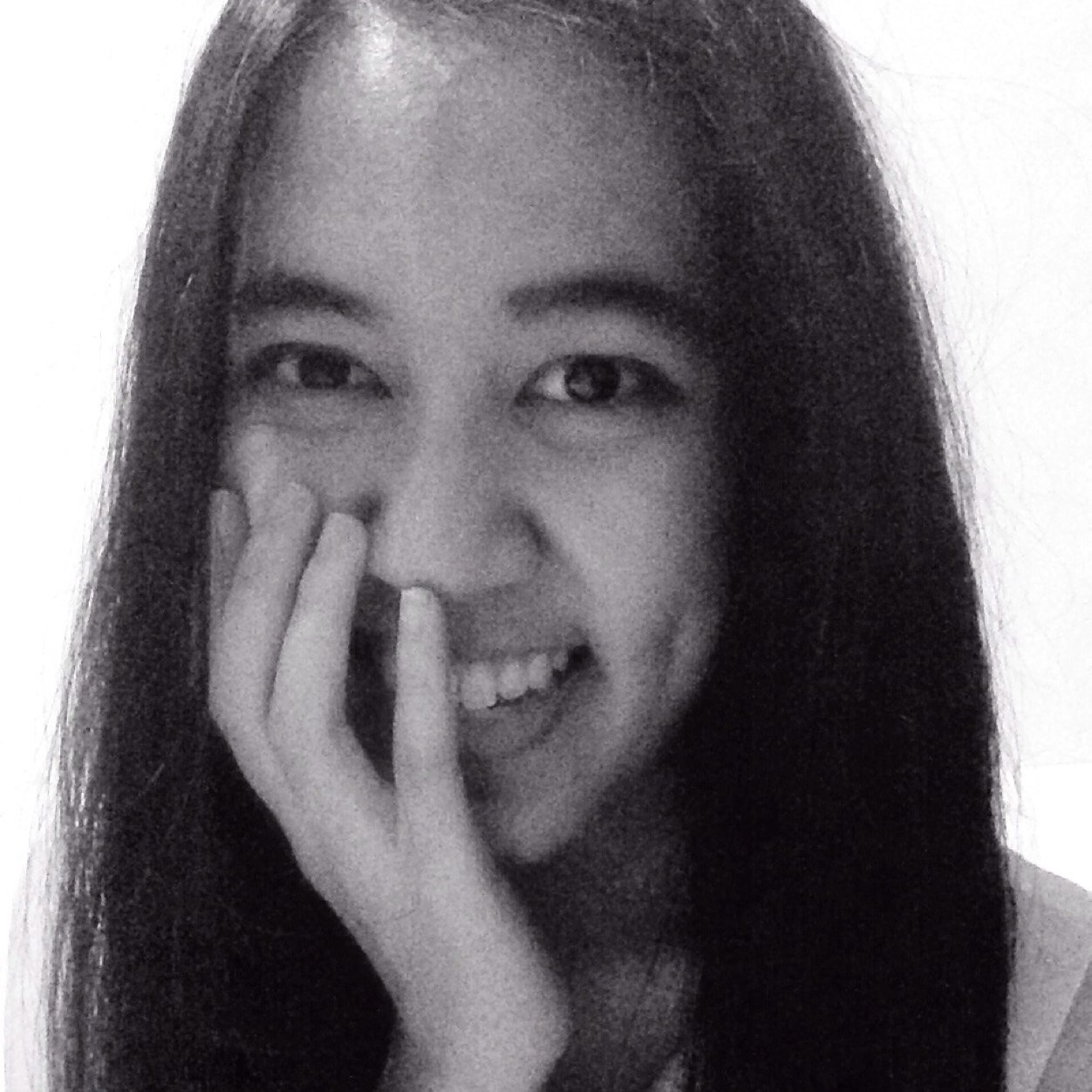 supply chain planner, foods & city lights enthusiast, lipstick junkies