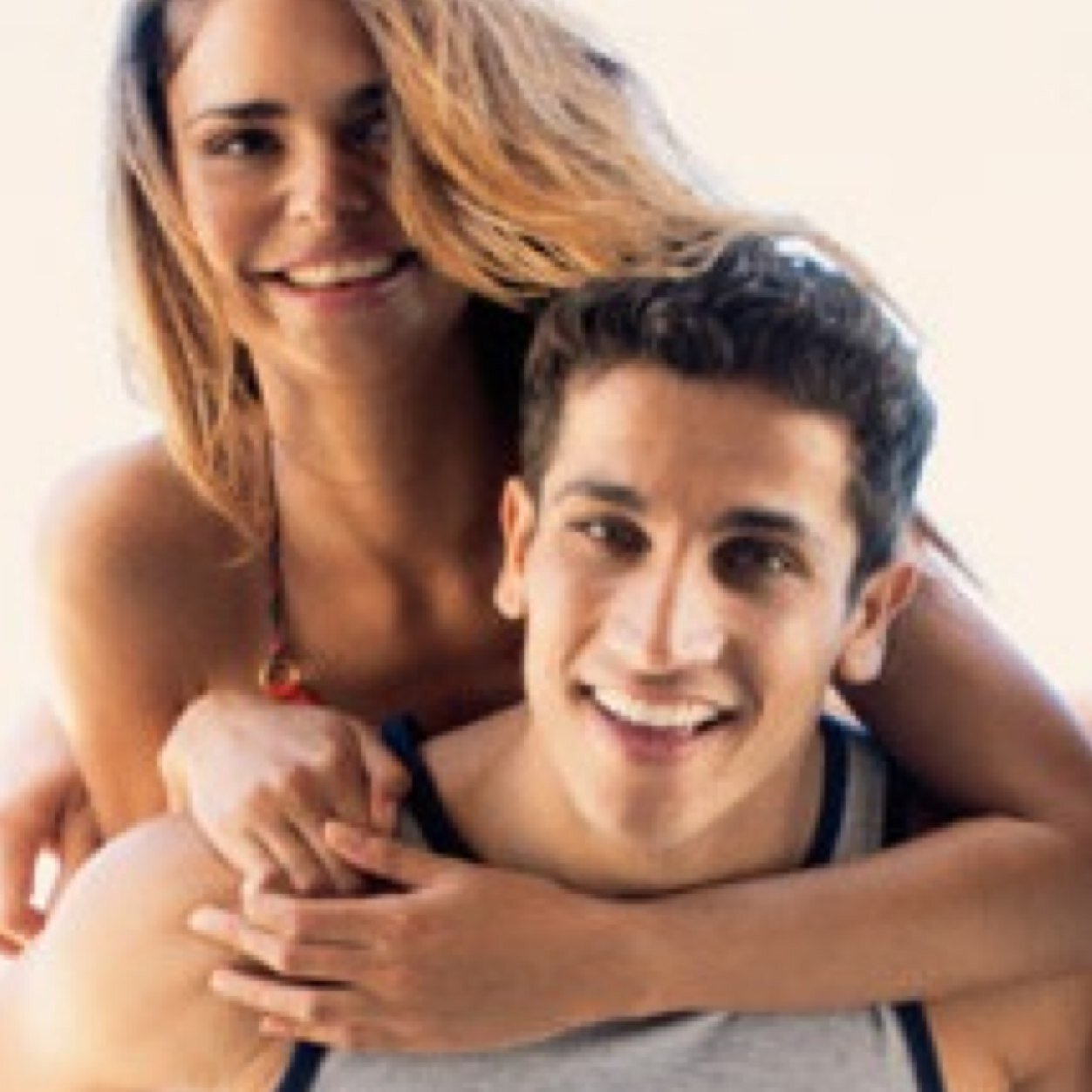 ronnyyellow's profile picture. 