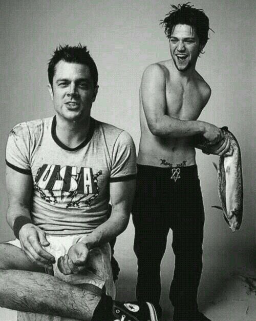 kncxviIIe's profile picture. 