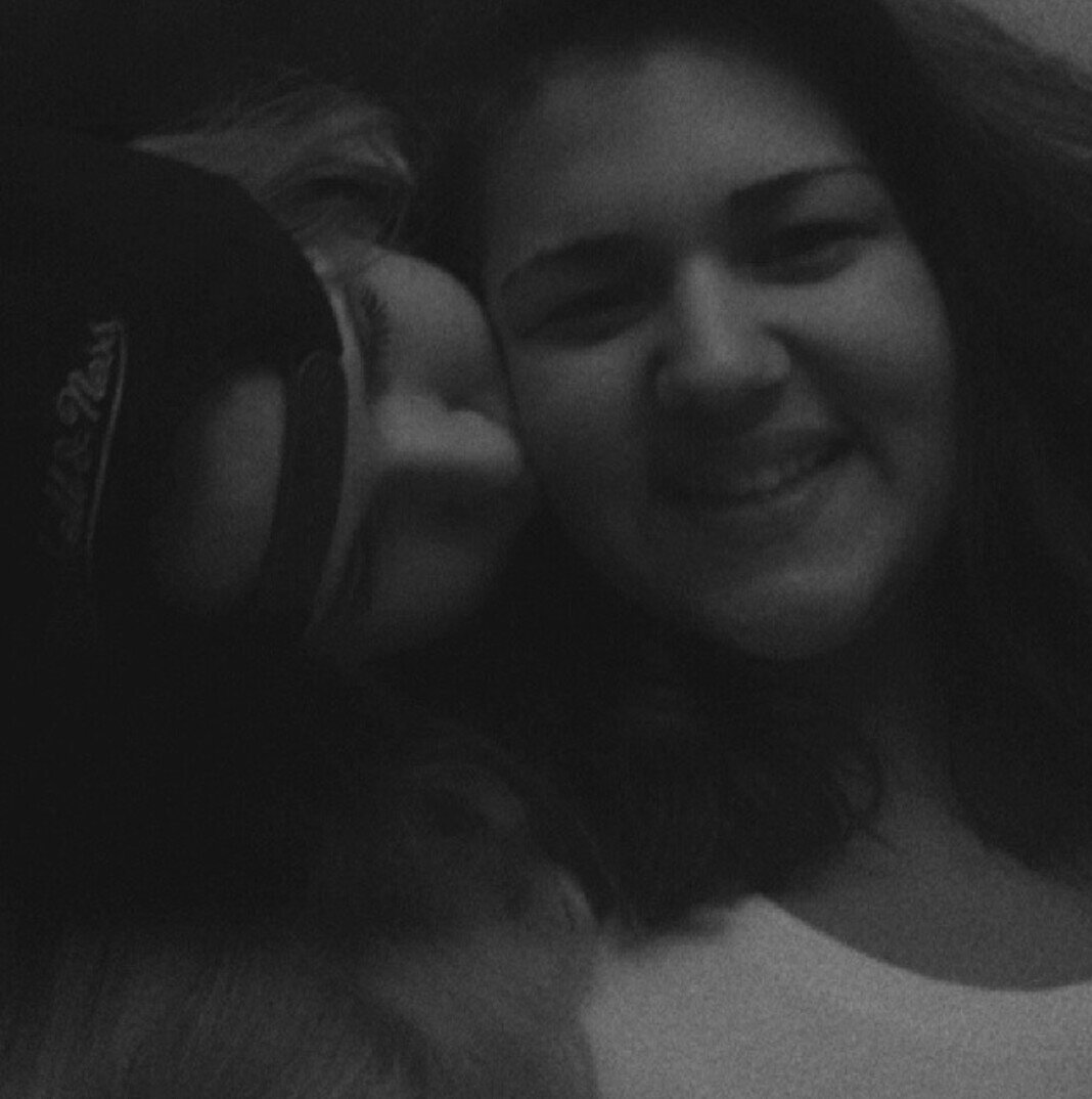 i love u to the moon and back, you are perfect and let nobody tell you are not! i'll always be there for u x Jessy