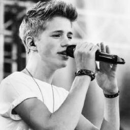 i'm just a mainiac and i'll always be ♡