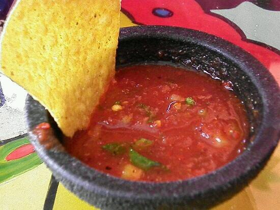 Tweeting parody on Mexican Restaurant Employee/Owner Industry. Hello, Amigo how many? For Customer Complaints: mexrestprobs@gmail.com Tweet us your probs