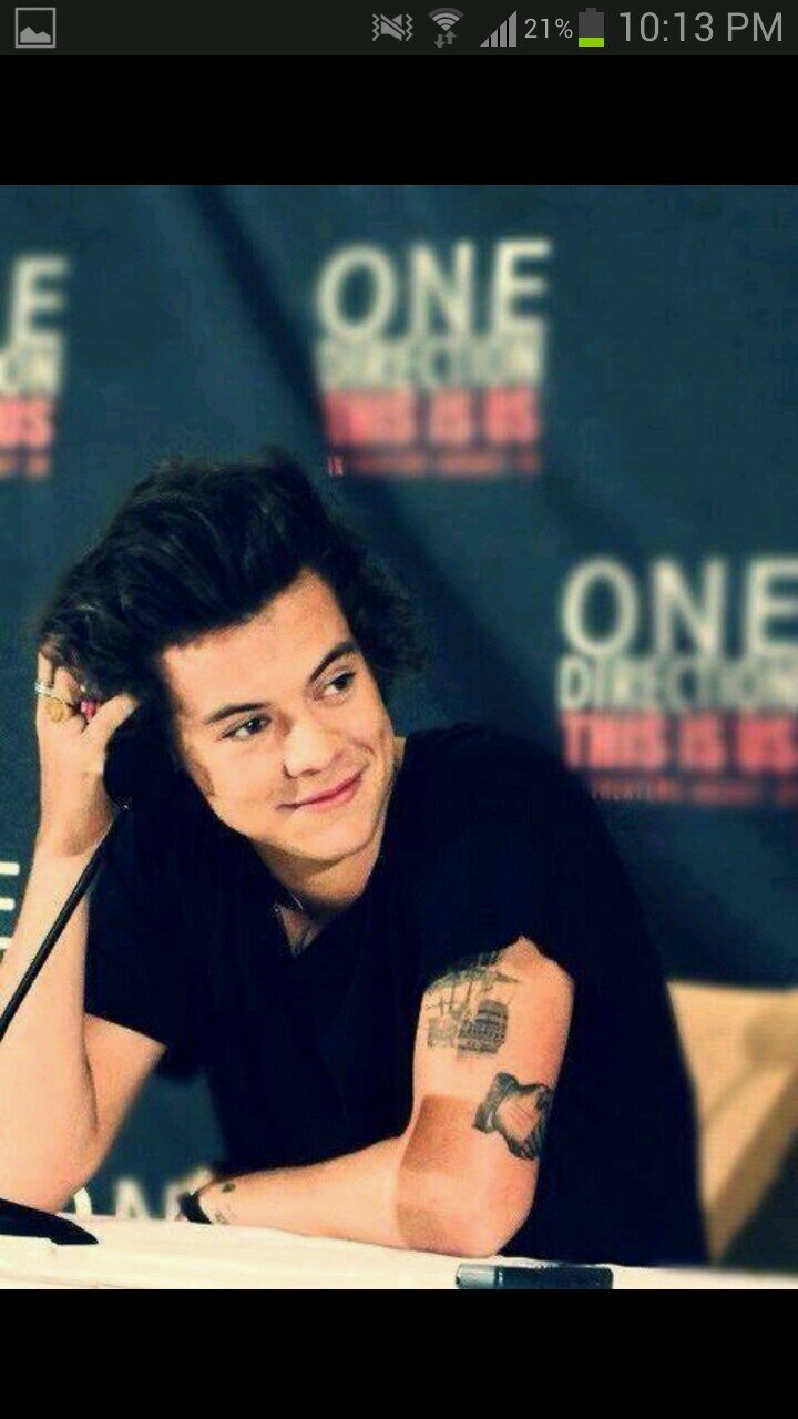 Heres the deal. I like 5 idiots and a million youtubers because they are the only people who can make me smile with no conditions.