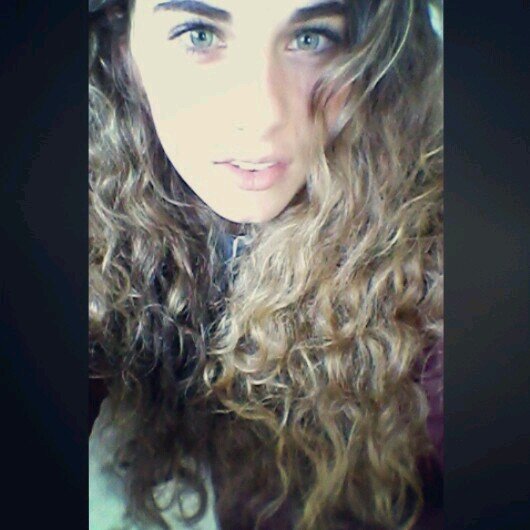 Cristinekuiperx's profile picture. ~ I'd rather wear flowers in my hair, than diamonds around my neck ~  240614 WWAT ~ ♥ ~