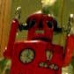 leille's profile picture. journalist