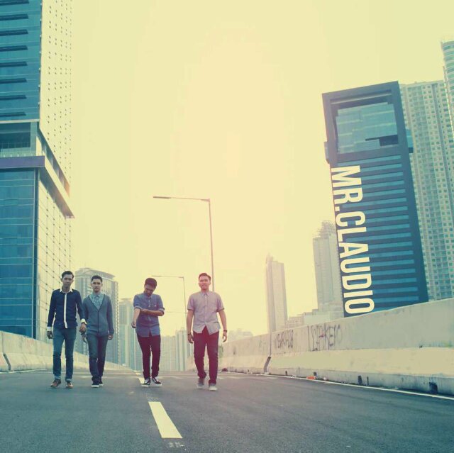 Another Pop Punk Band from
 @acunno @toyayeah @febriYDH @novrialdii
 
 | booking contact : 
 +6281382396828