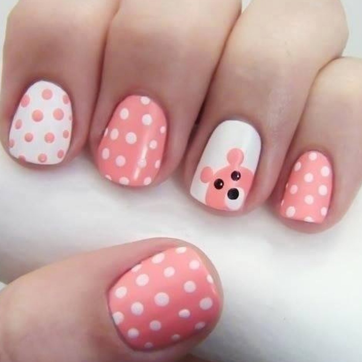 ModexNails's profile picture. 