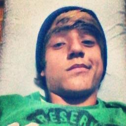 q bom olhar pro lado e encontra vc 8)