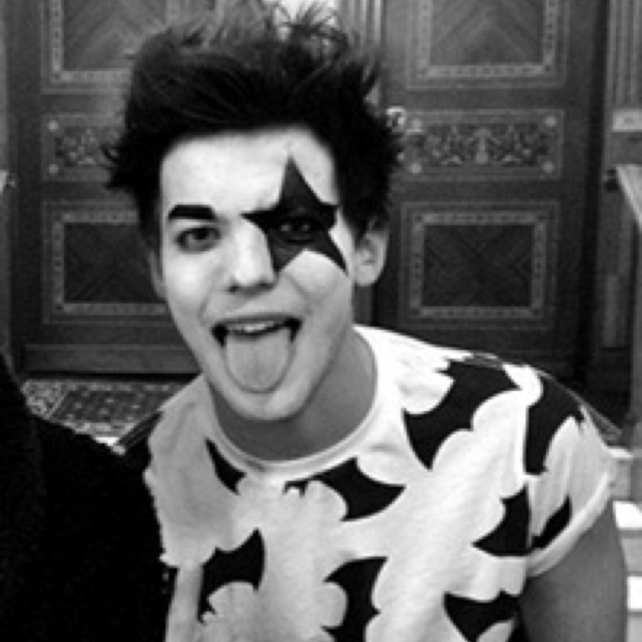 Tomlinson.•22•angel•colton is mine, i love you my demon (10213)•