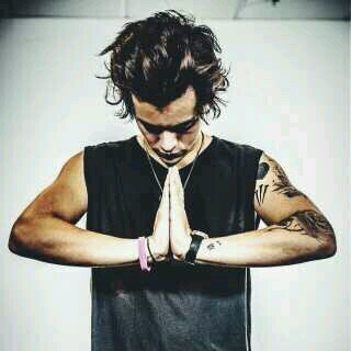 Hi! I'm Directioner No It's You're Problem Bitch! OK? :')