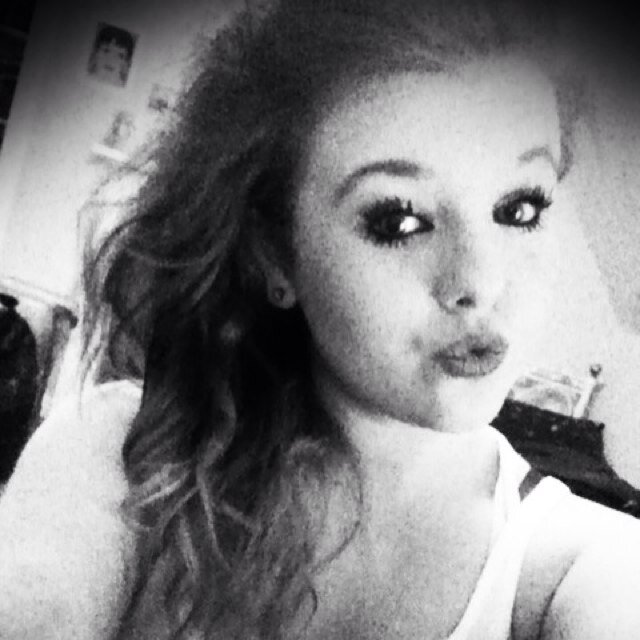 LisaErskine3's profile picture. Hearts til I die.