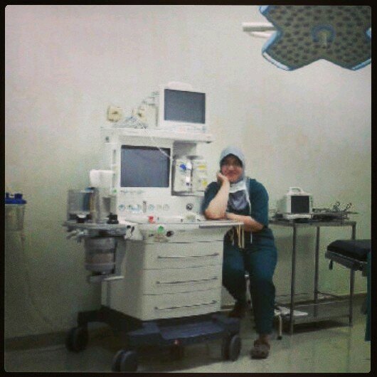thy_loopster's profile picture. MTsN KOPA '9 | Cafladoepa '12 | Anesthesia STIKes Bhakti Kencana Bandung