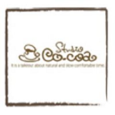 フォトスタジオ Cocoa Mito 家族の絆は足元から お揃いの靴を履いて 一歩一歩一緒に進んでいく Cocoa横浜山手 1歳お誕生日 家族写真 姉妹 赤ちゃん つくば 水戸 日立 横浜港北 二子玉川 T Co Bvd702bnup