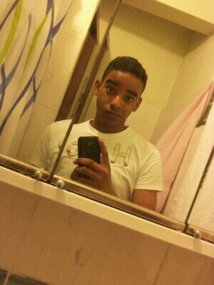 BIzzle63221613's profile picture. ~Is Hard 2 Face The Reality~{•_•}