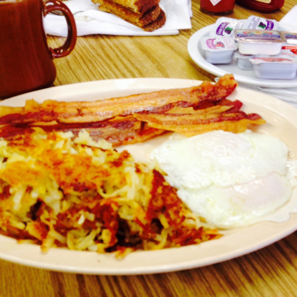 A collection of Texas' best spots for hot breakfast with a taste of the local community.