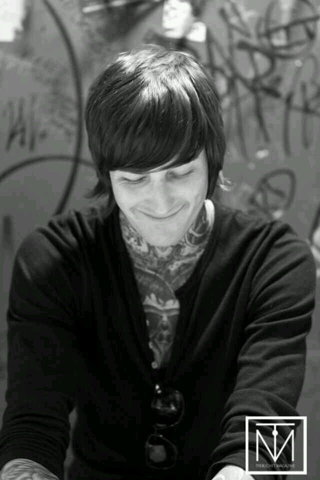I love MANGA and KINGDOM HEARTS!!SUICIDE SILENCE!! ...BVB ARMY!!!& MCR ...IF LIFE BEATS YOU DOWN, JUST GET BACK UP AND SAY YOU HIT LIKE A LITTLE BITCH!!!.....