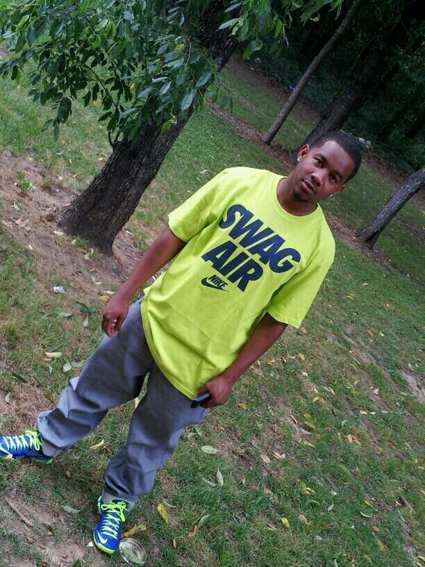 Juz a young nigga tryna eat out here befo God kall me home Fwm