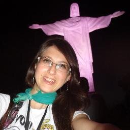 Viva não para que sua presença seja notada, mas para que sua falta seja sentida...