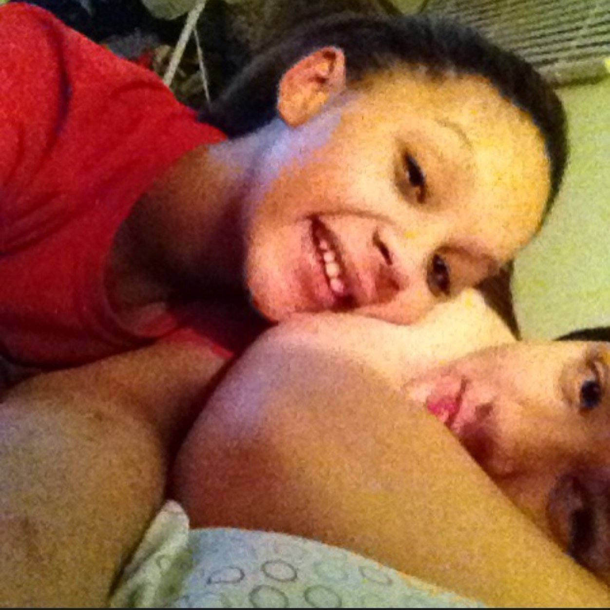 God first and everything else falls in place.. Mommy to a beautiful little girl, in love with Marky Workman ❤❤❤