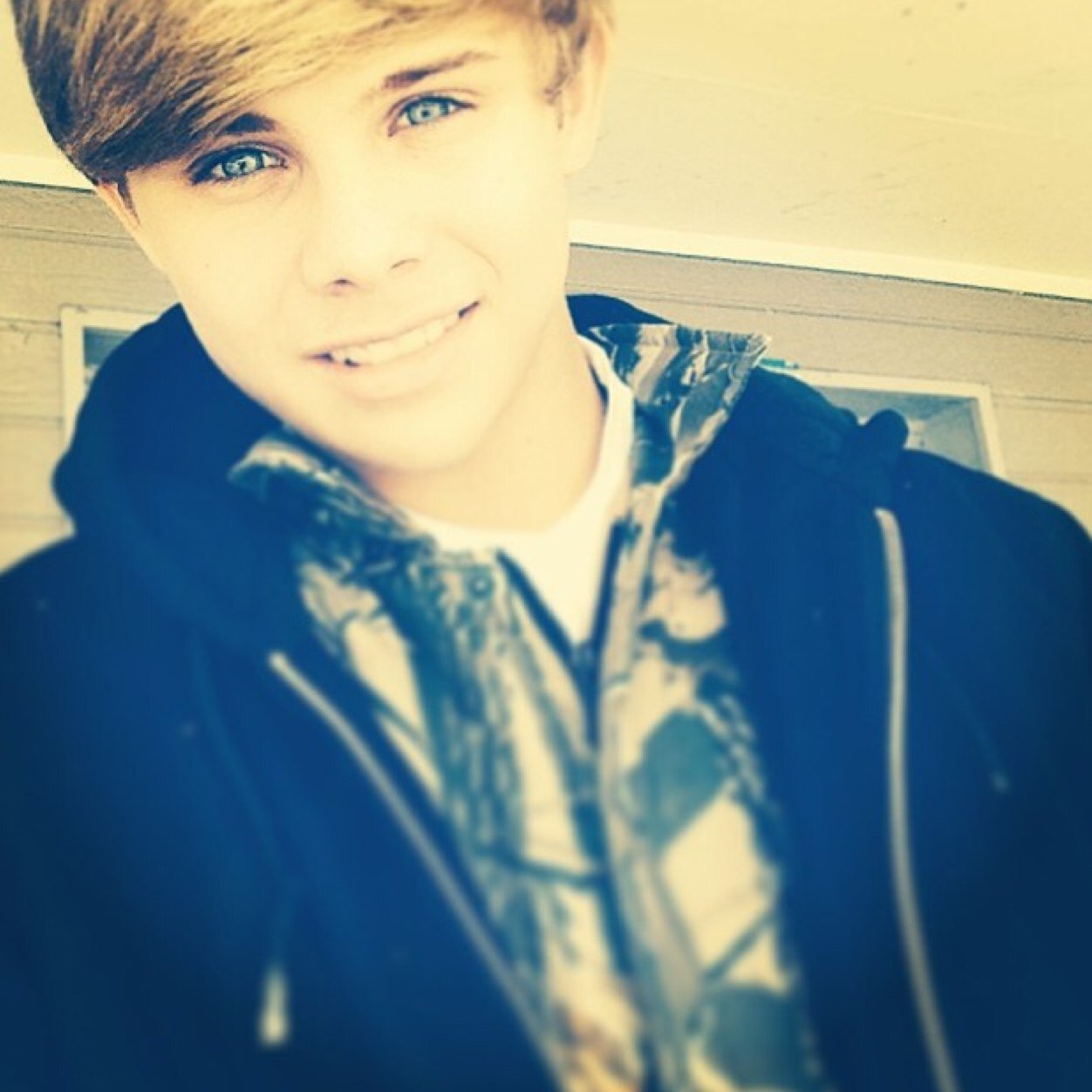 Follow me:)