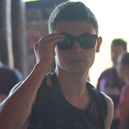 yonataschaves's profile picture. 