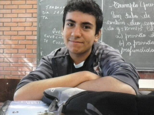 Tudo posso naquele que me fortalece
Filipenses 4:13