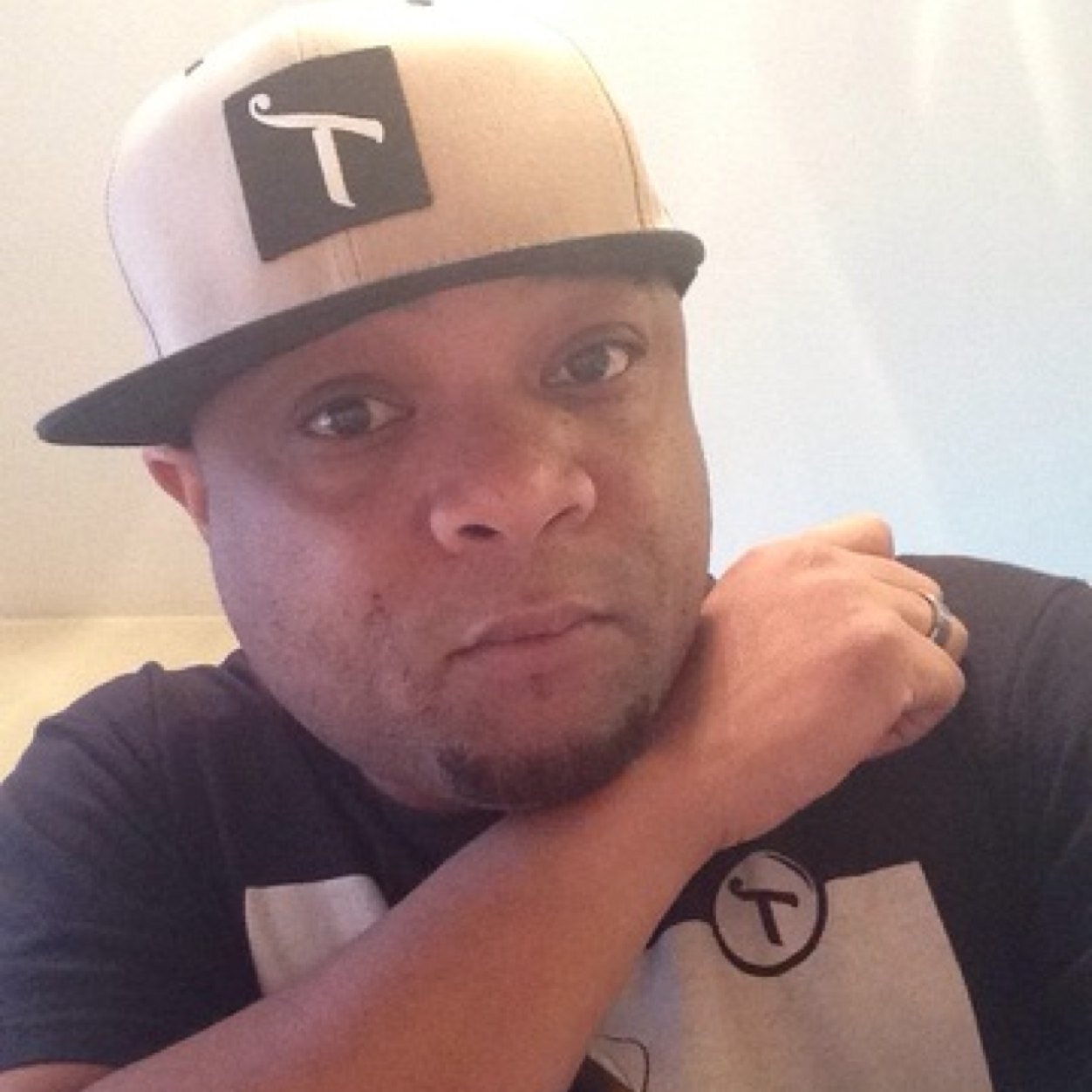 vamplife253's profile picture. Really I think bios are homo!