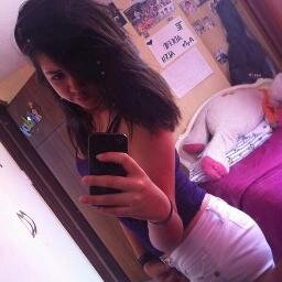 I LOVE JUSTIN BIEBER  ASDFGHJK :)