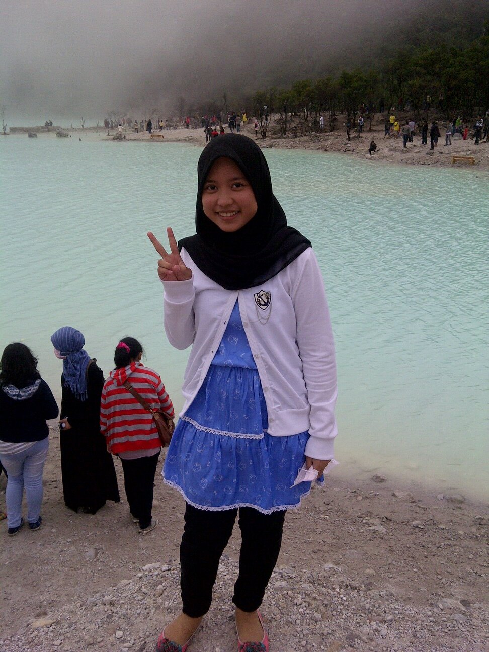 AlvinaFauzi's profile picture. I want to be better :)